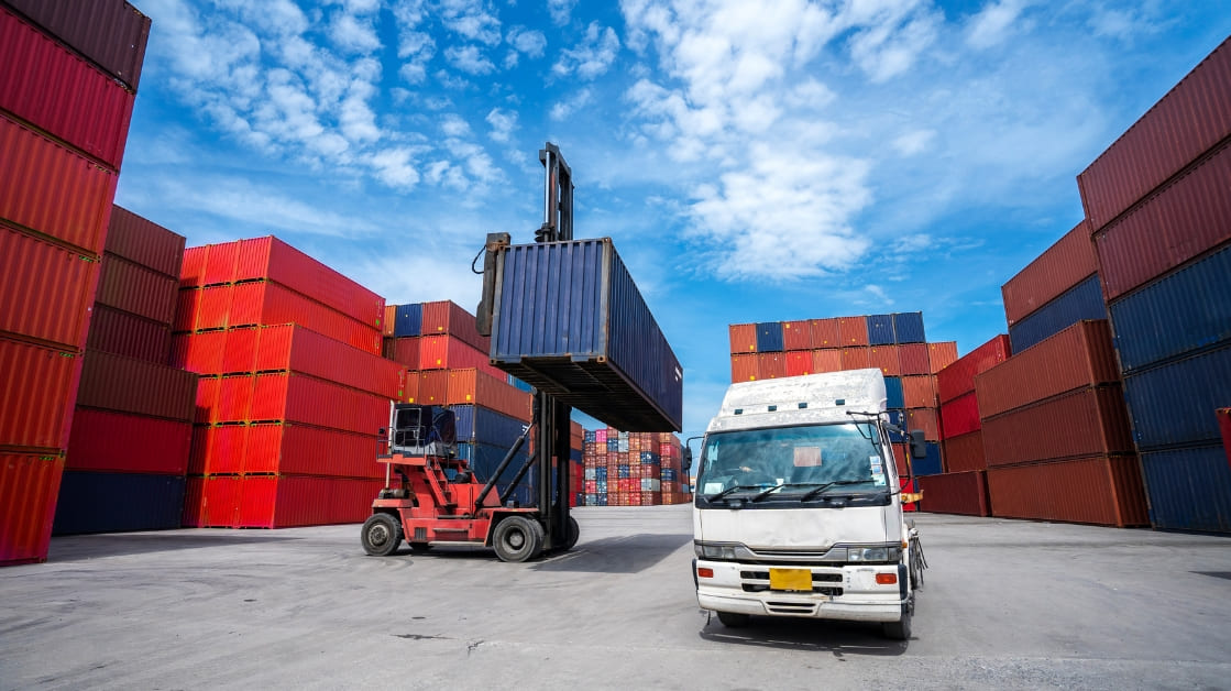 The Complete Guide to Warehouse Services and Distribution: What Every Business Should Know