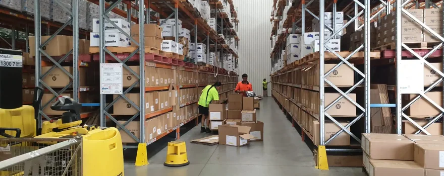 The Complete Guide to Warehouse Services and Distribution