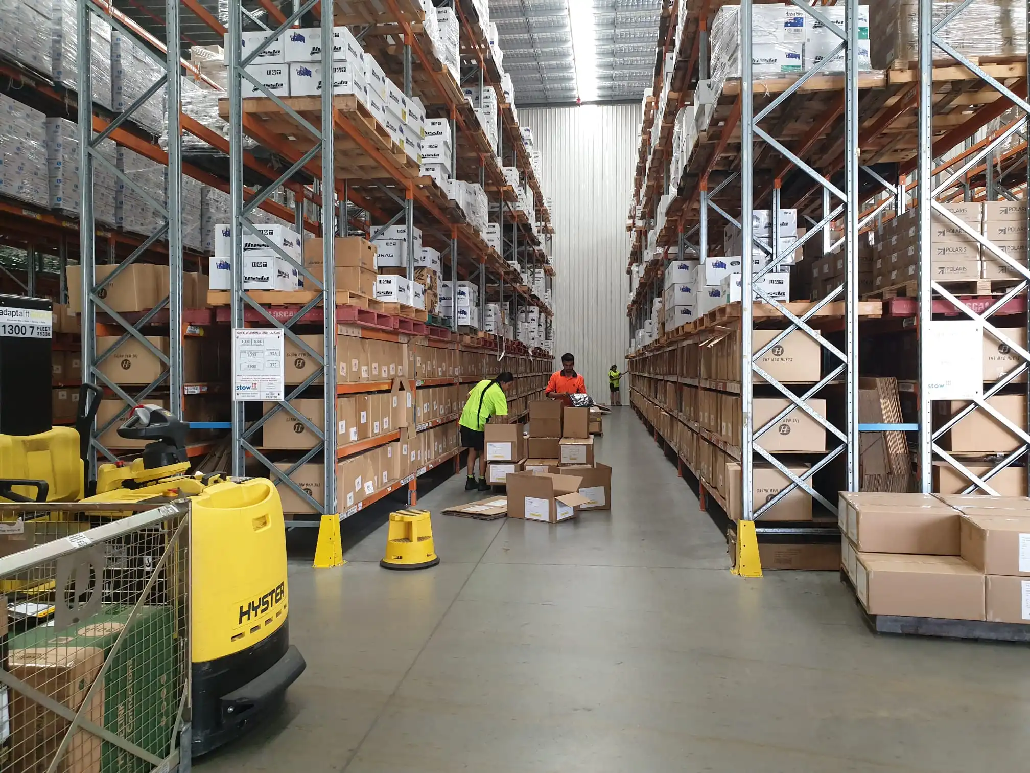 The Complete Guide to Warehouse Services and Distribution